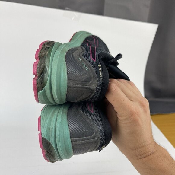 Women's Asics GT-1000 GTX Running Shoes. Size 6.5 - Picture 6 of 9